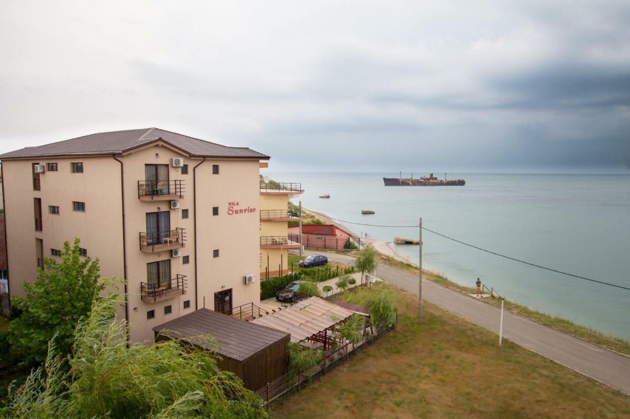 Vila Sunrise Костинешти Экстерьер фото